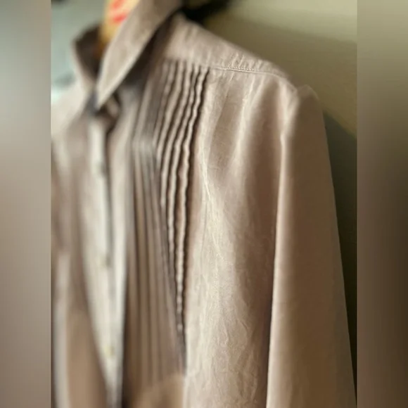 Vintage tuxedo pleated blouse - Picture 6 of 10